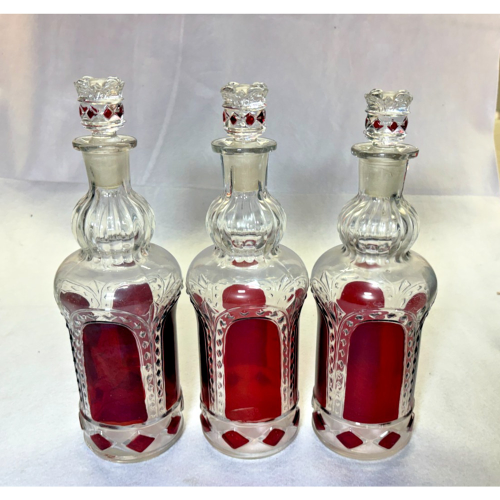 Red Flash Cut Glass Decanter Set Lot Of 3 Vintage Ruby Cut To Clear Barware